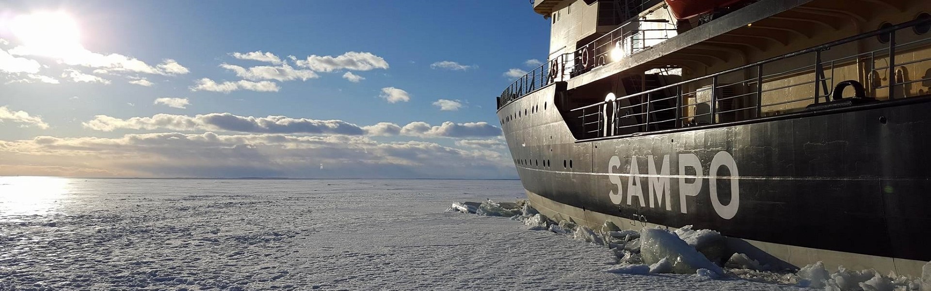 Arktis Tours Eisbrecher Reisen