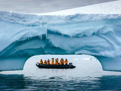 Arktis Tours, Quark Expeditions, Antarktis